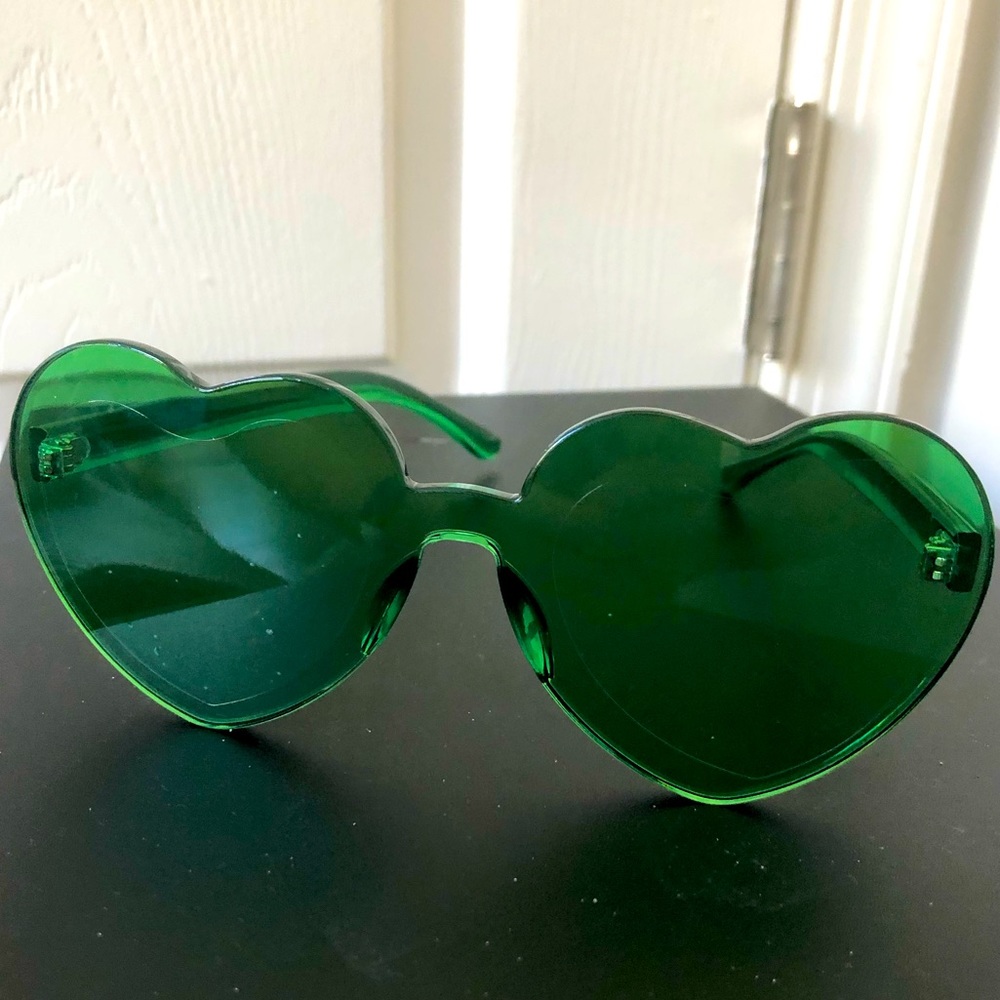 Green Heart Sunglasses